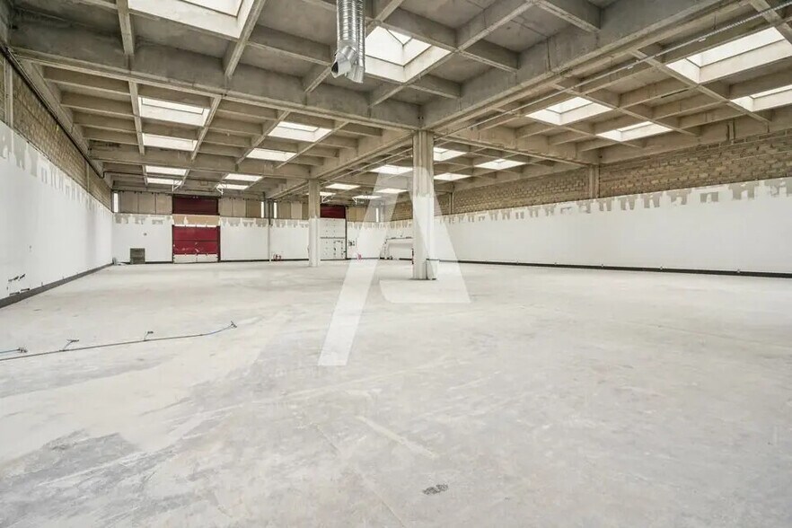 Local d’activités dans Rungis à louer - Photo intérieure – Image 1 sur 5