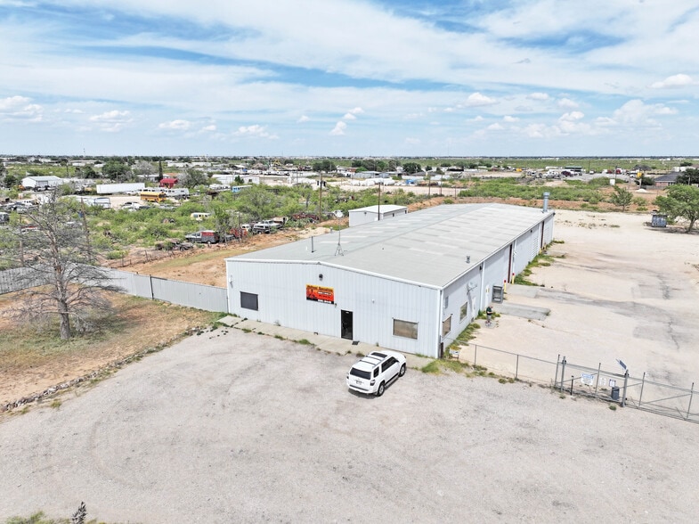 1890 N Mercury Ave, Odessa, TX à louer - Aérien – Image 2 sur 62