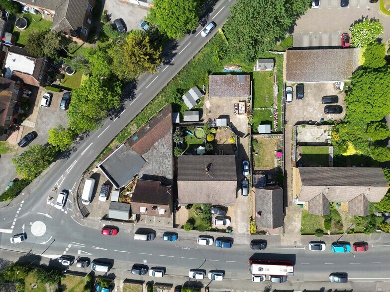 55 Woodthorpe Rd, Ashford à vendre - Photo de l’immeuble – Image 3 sur 10