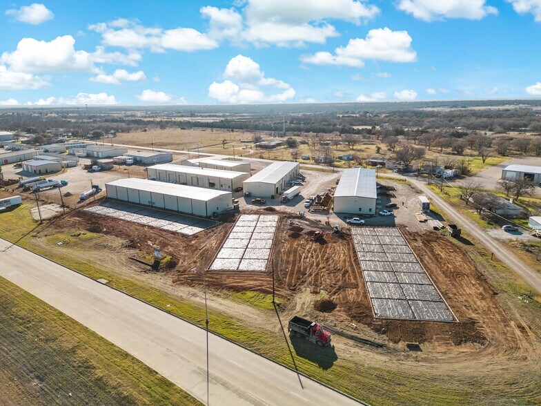 5340 Old Dallas Rd, Elm Mott, TX à louer - Photo de l’immeuble – Image 2 sur 5