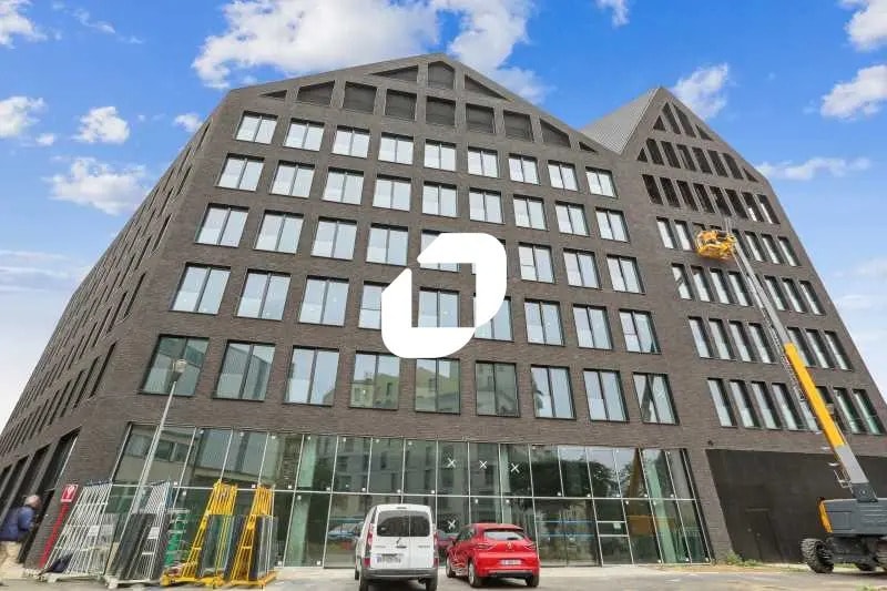 32 Rue Pierre Rigaud, Ivry-sur-Seine à louer - Photo de l’immeuble – Image 3 sur 15