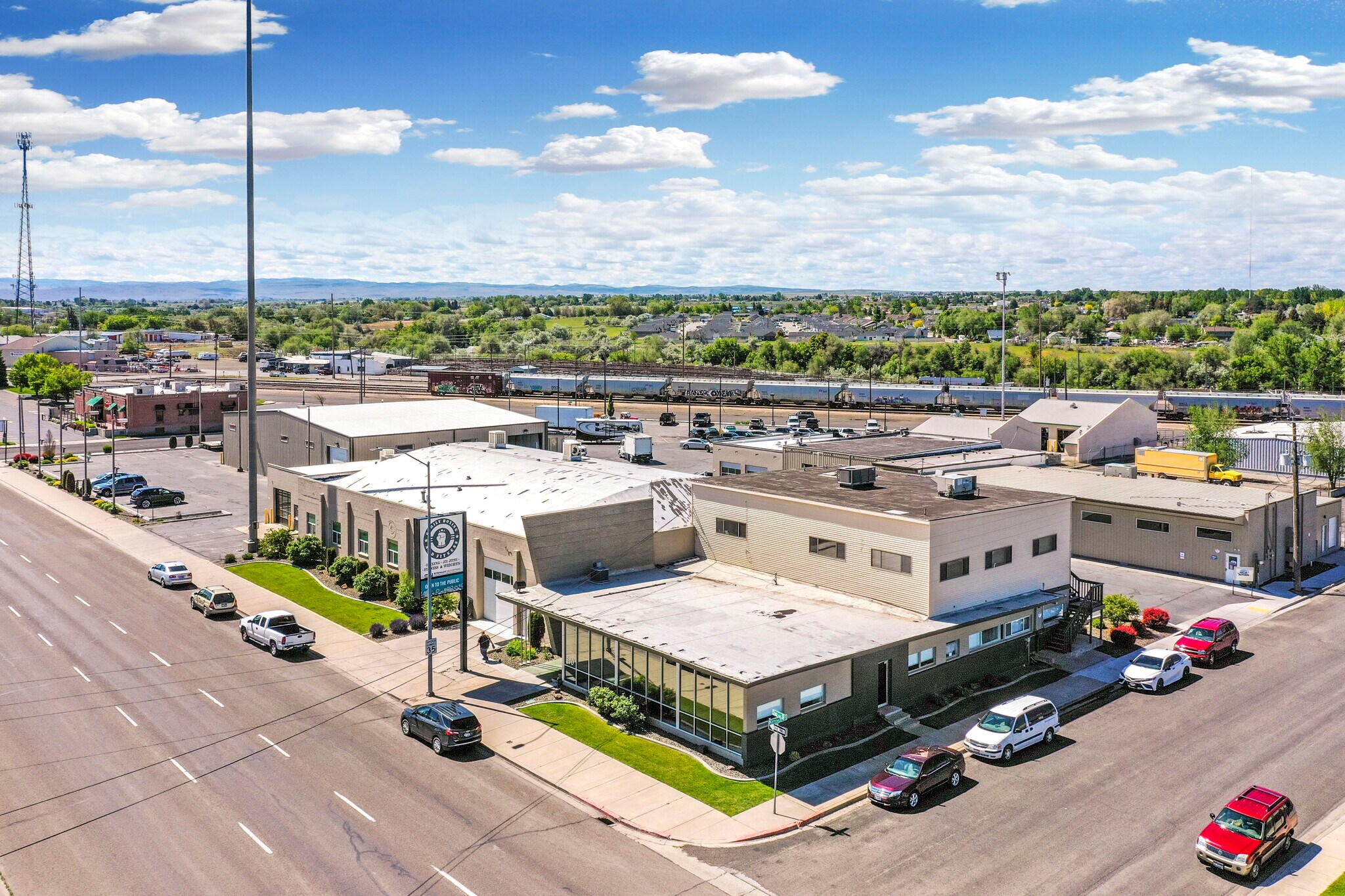 510 2nd Ave S, Twin Falls, ID à louer Photo principale– Image 1 sur 6