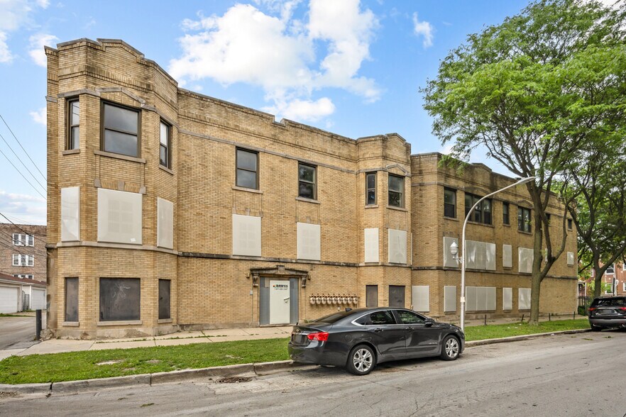 5501 W Quincy St, Chicago, IL à vendre - Photo de l’immeuble – Image 2 sur 27