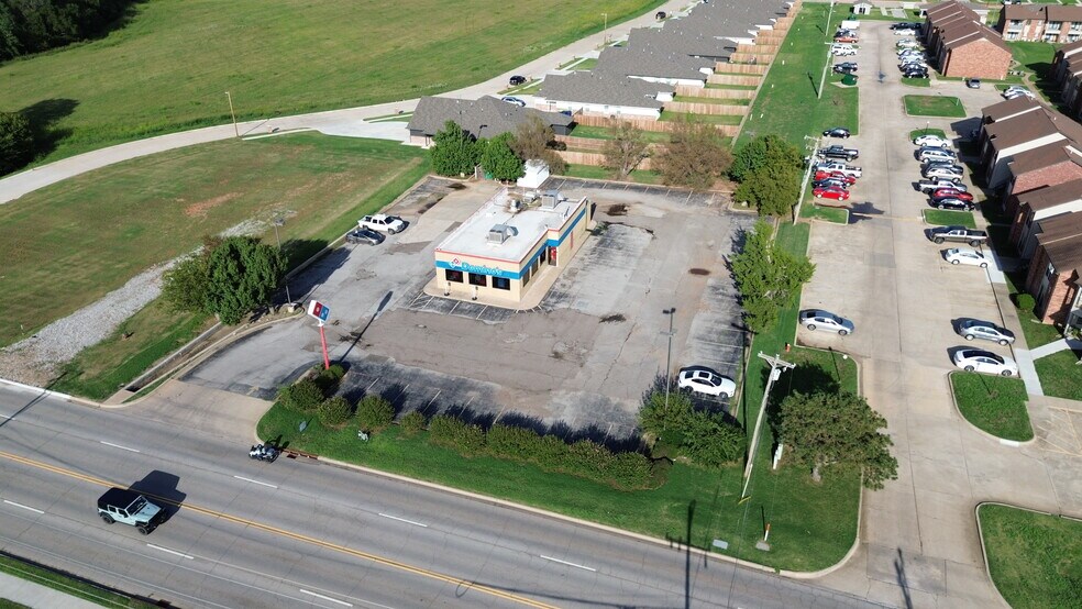 1805 S Country Club Dr, El Reno, OK à louer - Photo de l’immeuble – Image 1 sur 3