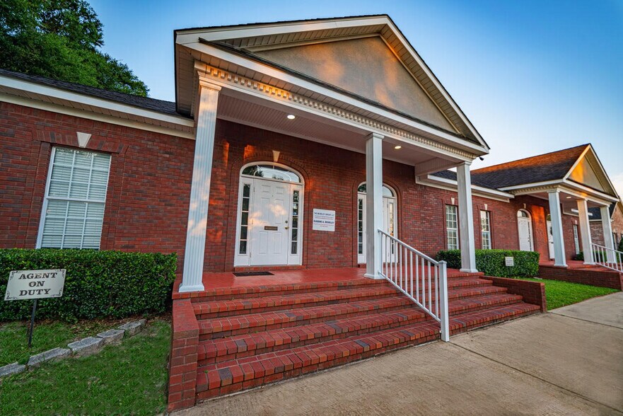 3578 Oaktree Dr, Semmes, AL à louer - Photo principale – Image 1 sur 14