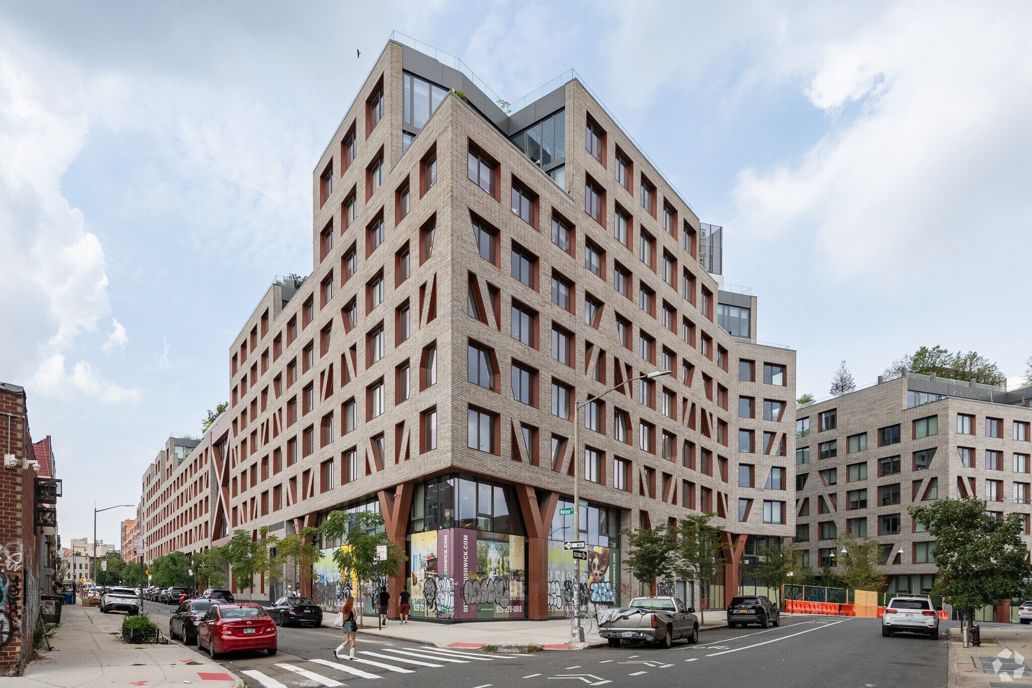 123 Melrose St, Brooklyn, NY à louer Photo de l’immeuble– Image 1 sur 3