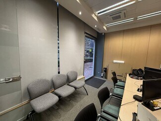 Plus de détails pour Bureau/Local commercial à louer