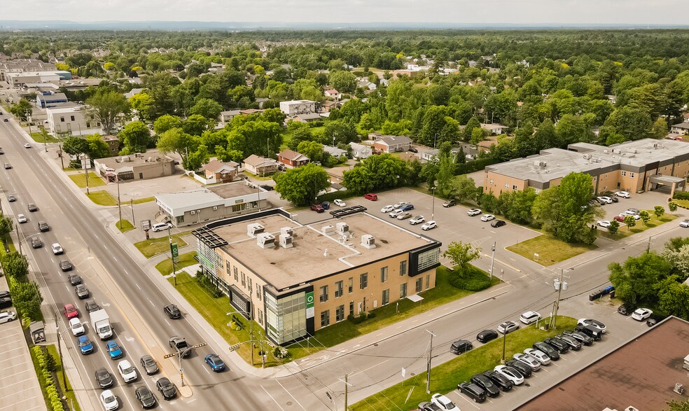 1070 Boul du Curé-Labelle, Blainville, QC à vendre - Photo de l’immeuble – Image 3 sur 7