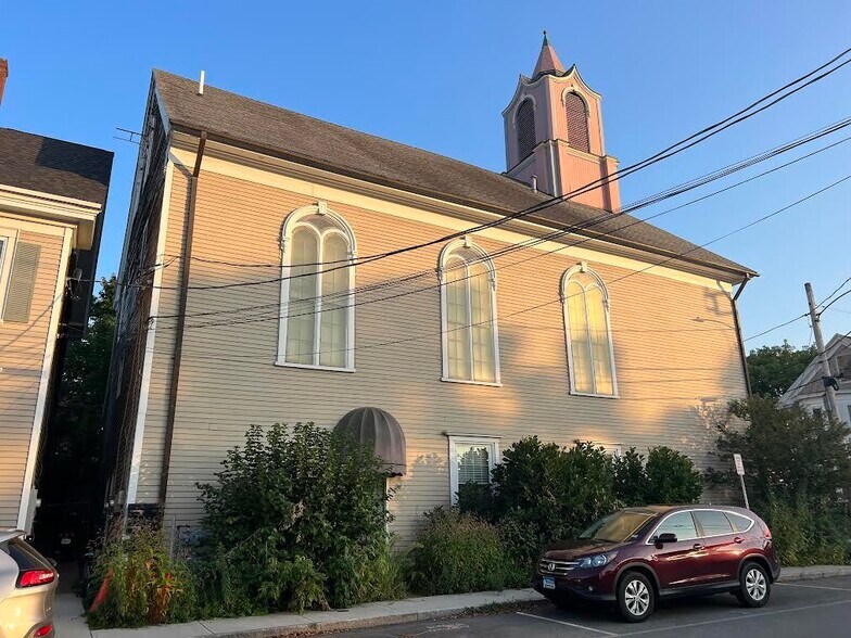 45 Pearl St, Portsmouth, NH à vendre - Photo de l’immeuble – Image 2 sur 36