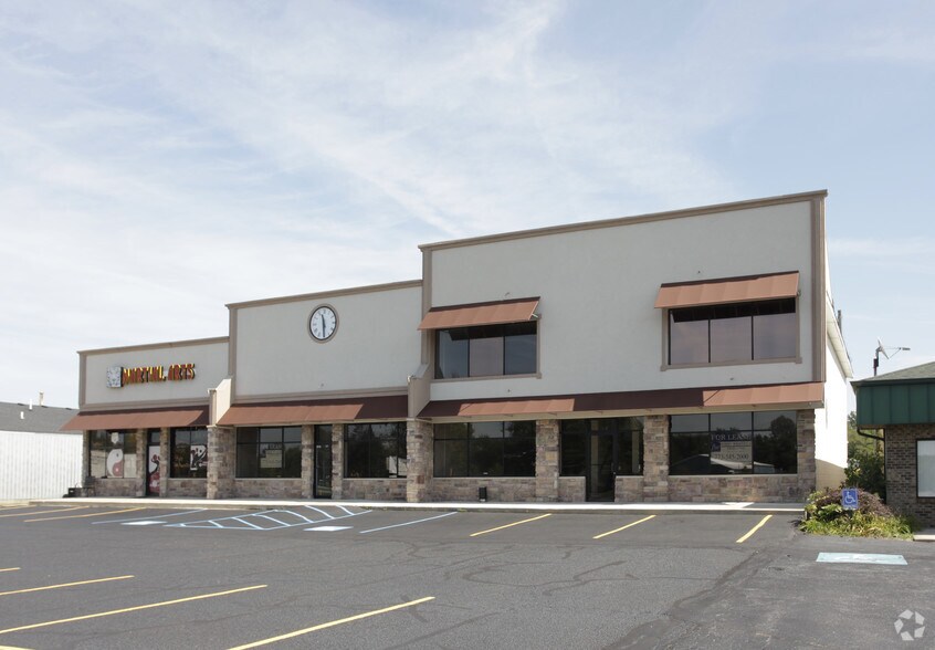 1583-1587 S Calumet Rd, Chesterton, IN à louer - Photo de l’immeuble – Image 3 sur 21