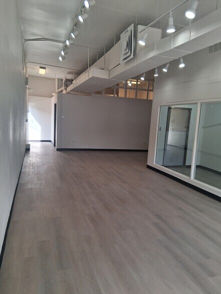 2709 W 38th Ave, Denver, CO à louer - Photo de l’immeuble – Image 3 sur 8