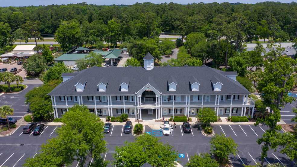 29 Plantation Park Dr, Bluffton, SC à louer - Photo de l’immeuble – Image 1 sur 3