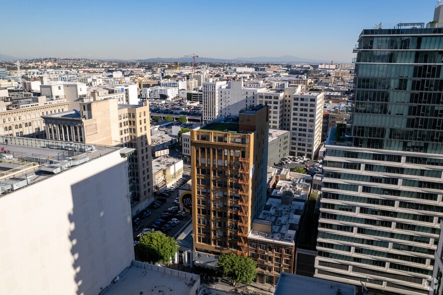 724 S Spring St, Los Angeles, CA à louer - Aérien – Image 3 sur 22