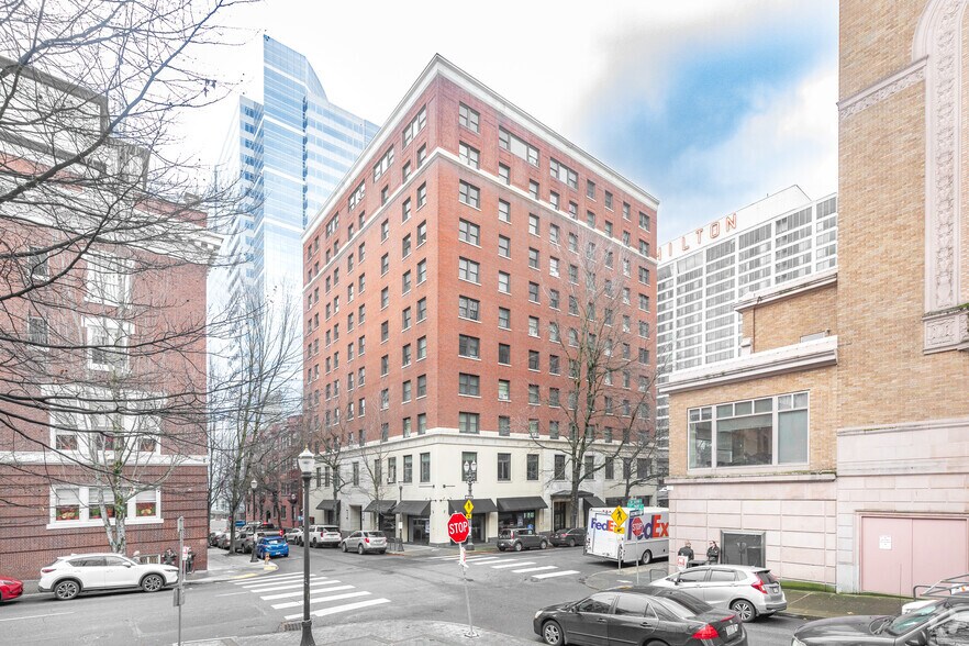 723-737 SW Salmon St, Portland, OR à louer - Photo principale – Image 1 sur 4
