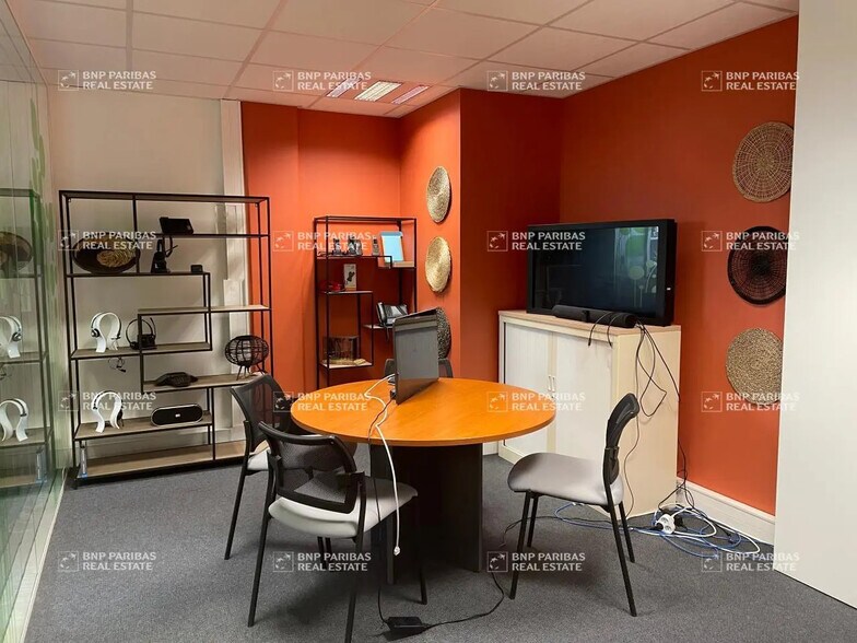 Bureau dans Saint-Herblain à vendre - Photo de l’immeuble – Image 3 sur 9