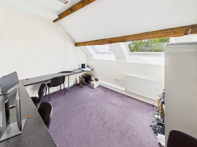 313 Chester Rd, Ellesmere Port à vendre - Photo de l’immeuble – Image 2 sur 5