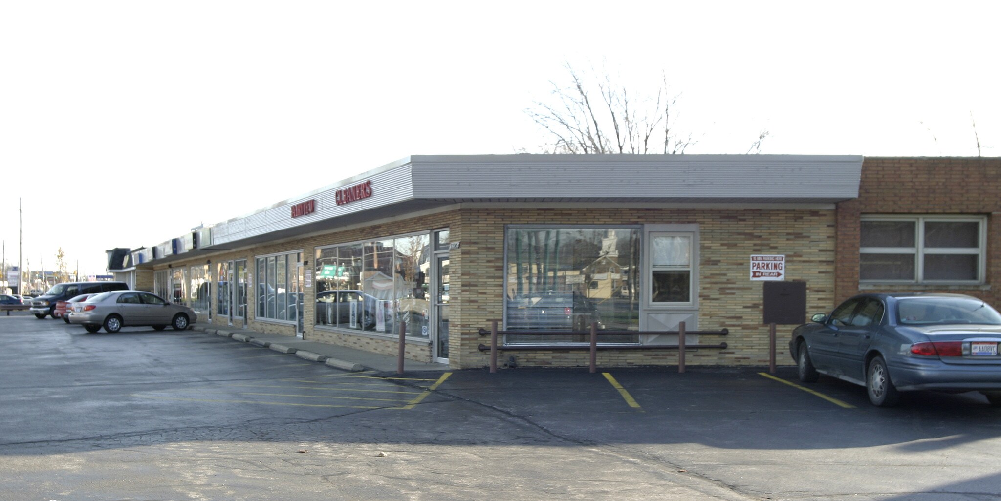 22241-22255 Lorain Rd, Fairview Park, OH à louer Photo principale– Image 1 sur 7