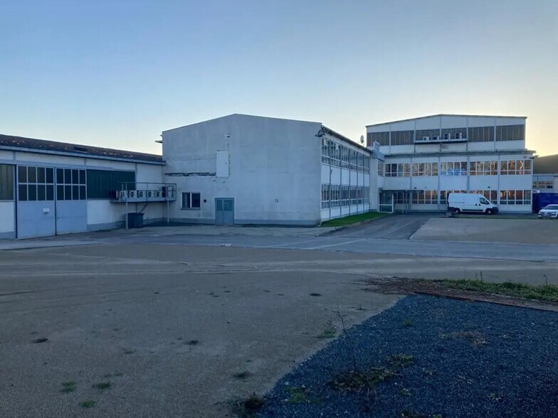 Local d'activités dans Blies-Guersviller à vendre - Photo de l’immeuble – Image 2 sur 14
