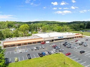 945 N Main St, Marion, VA à louer Photo intérieure– Image 1 sur 6