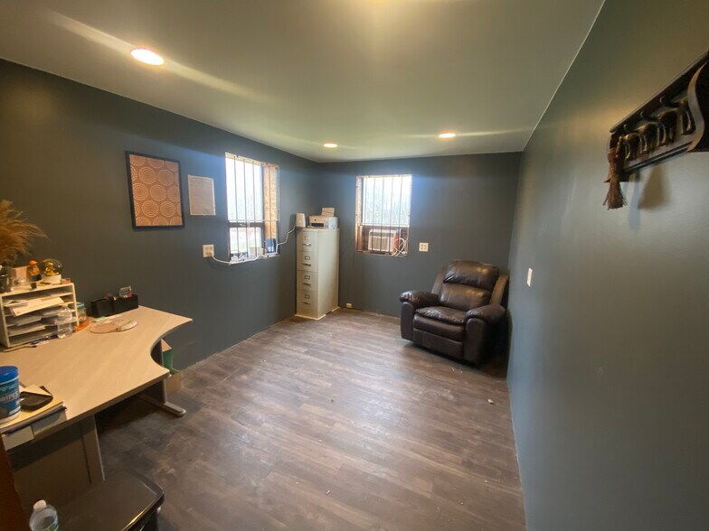 3302 Humane Society Rd, South Range, WI à vendre - Photo intérieure – Image 2 sur 7