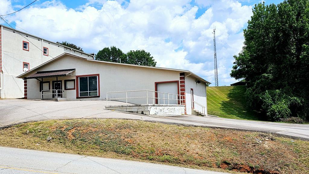 120 Phillips St, Franklin, NC à louer Photo principale– Image 1 sur 2