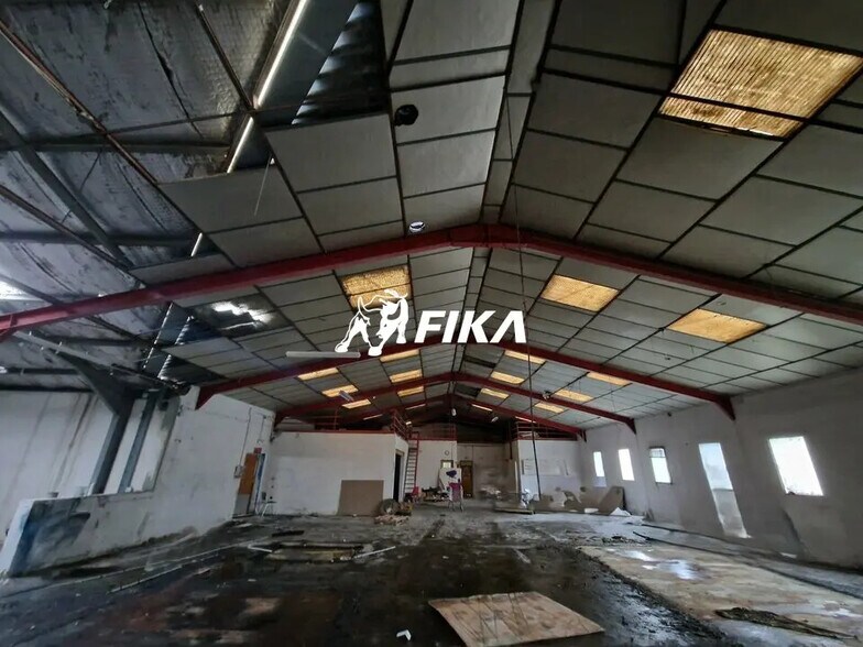 Local d'activités dans Tournefeuille à vendre - Photo de l’immeuble – Image 2 sur 8