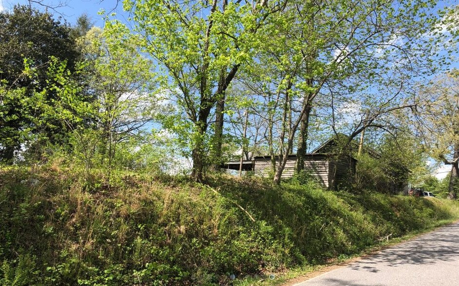742 2nd, Blue Ridge, GA à vendre - Photo de l’immeuble – Image 3 sur 12