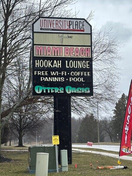 2804 W Michigan Ave, Kalamazoo, MI à louer - Photo de l’immeuble – Image 3 sur 12