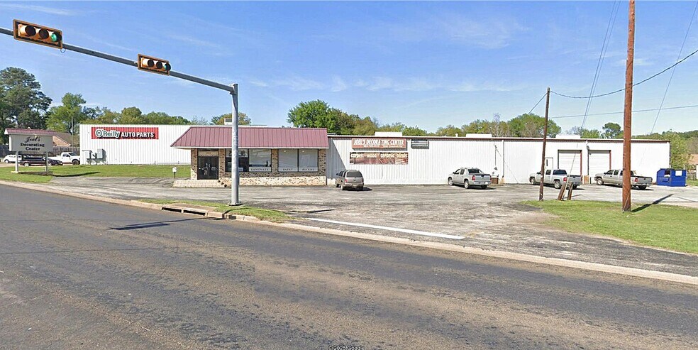 1900 Crockett Rd, Palestine, TX à vendre - Photo de l’immeuble – Image 2 sur 76