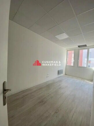 Plus de détails pour Bureau à vendre