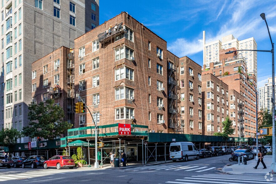 30 East End Ave, New York, NY à louer - Photo principale – Image 1 sur 6