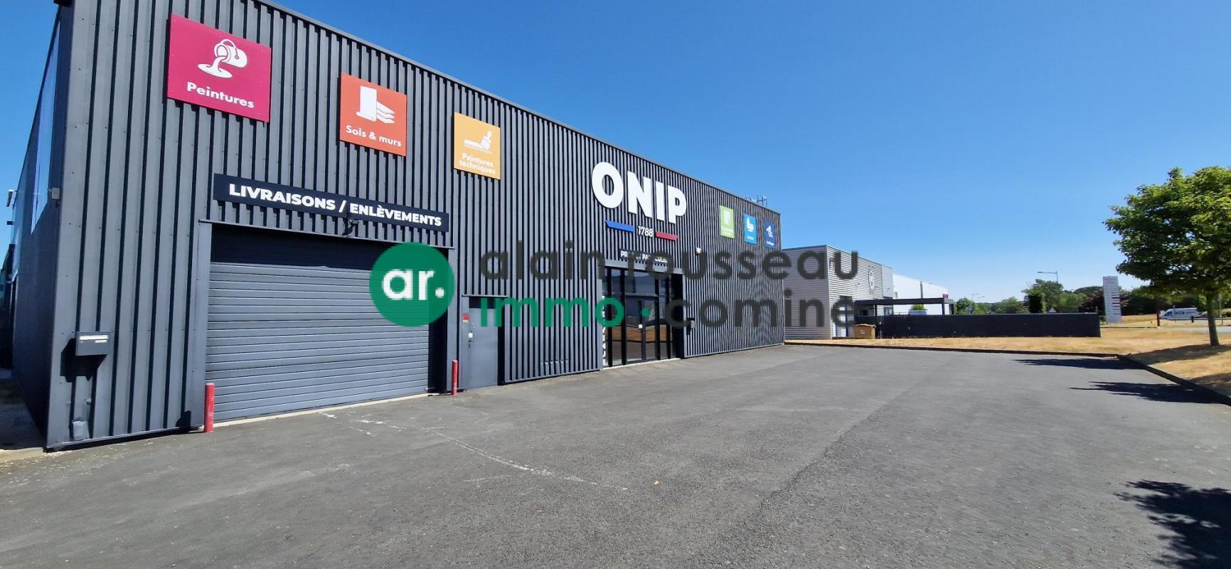 Local commercial dans Cholet à louer Photo de l’immeuble– Image 1 sur 8