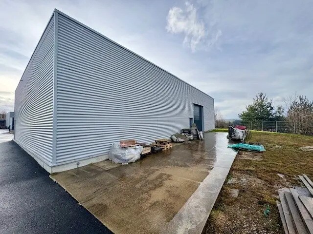 Industriel/Logistique dans SAINT-FERREOL-D'AUROURE à vendre - Photo de l’immeuble – Image 3 sur 11