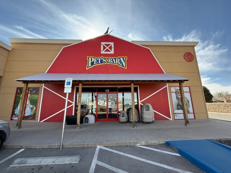 6101 Upper Valley Rd, El Paso, TX à louer - Photo de l’immeuble – Image 3 sur 3