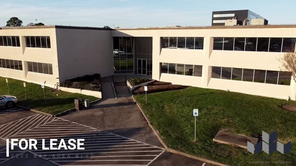2222 Bay Area Blvd, Houston, TX à louer - Vidéo sur l’annonce professionnelle – Image 2 sur 7