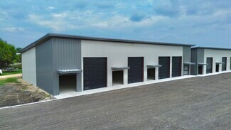Plus de détails pour 1836 County Road 109, Hutto, TX - Local d'activités à louer