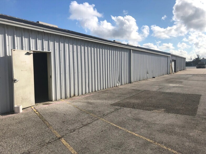 1810 Afton St, Houston, TX à louer - Photo de l’immeuble – Image 3 sur 4