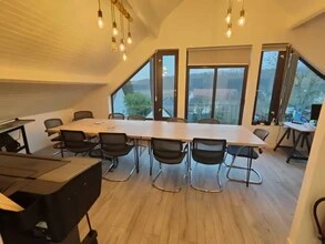 1365 Rue De La Boissière, Plaisir à louer Photo intérieure– Image 2 sur 4