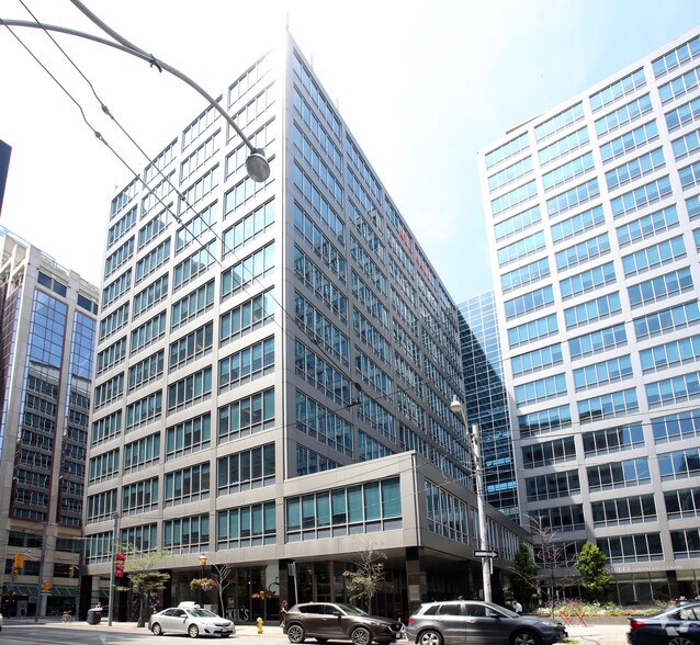 30 Adelaide St E, Toronto, ON à louer - Photo de l’immeuble – Image 2 sur 2