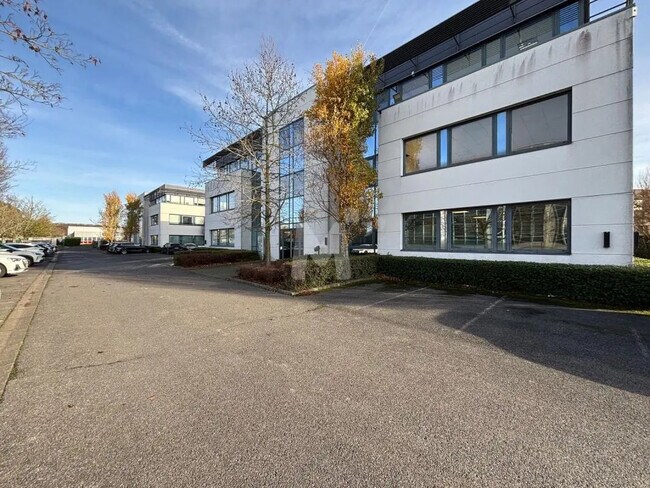 Plus de détails pour Bureau à louer