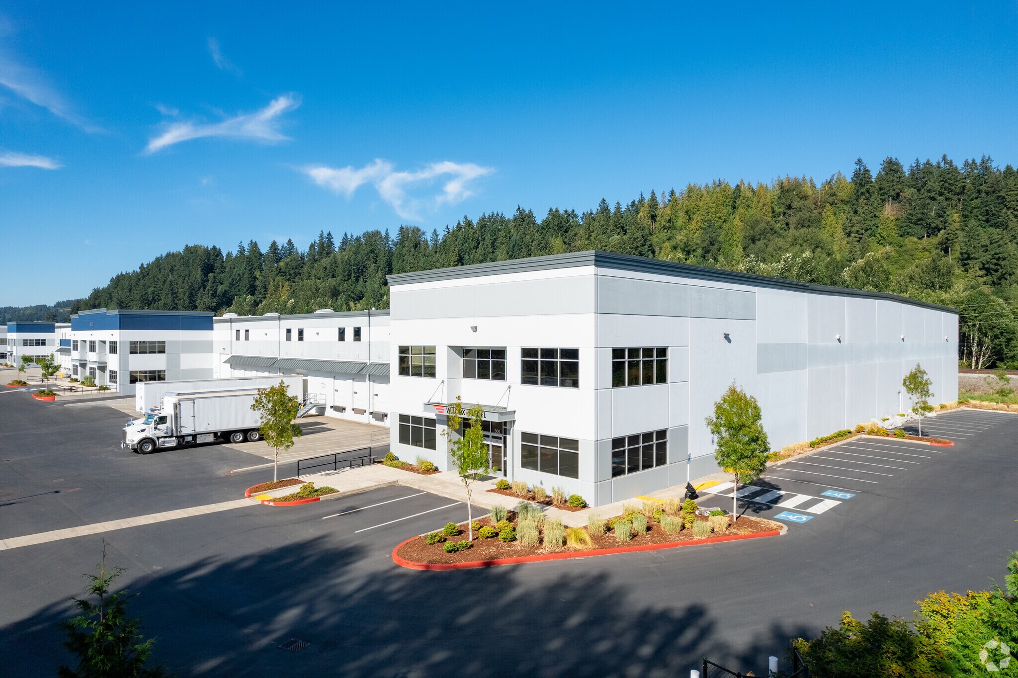 4101 150th Ave Ct E, Sumner, WA à louer Photo principale– Image 1 sur 11