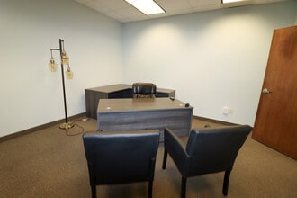 20 N Main St, Saint George, UT à louer Photo intérieure– Image 2 sur 5