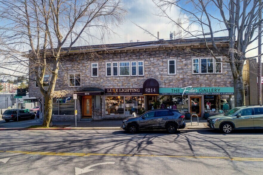 8212-8218 Greenwood Ave N, Seattle, WA à louer - Photo de l’immeuble – Image 2 sur 24