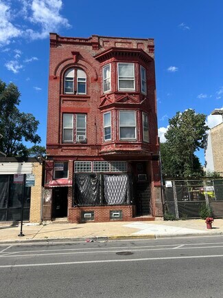 Plus de détails pour 3462 W North Ave, Chicago, IL - Logement à vendre