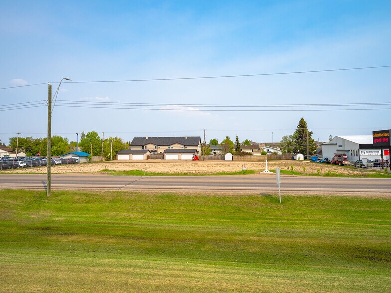 1815 50 Ave, Lloydminster, SK à vendre - Photo de l’immeuble – Image 2 sur 11