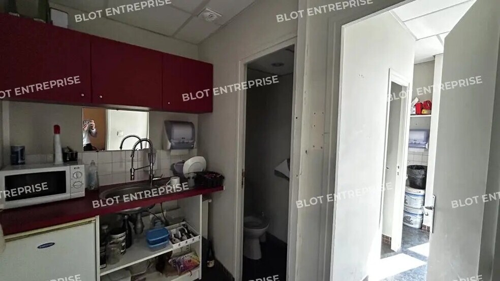 Bureau dans Rennes à vendre - Photo de l’immeuble – Image 3 sur 10