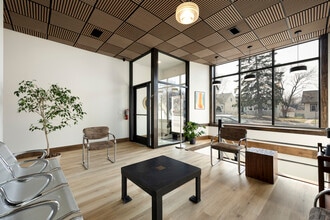 5249 Chicago Ave, Minneapolis, MN à louer Photo de l’immeuble– Image 1 sur 5