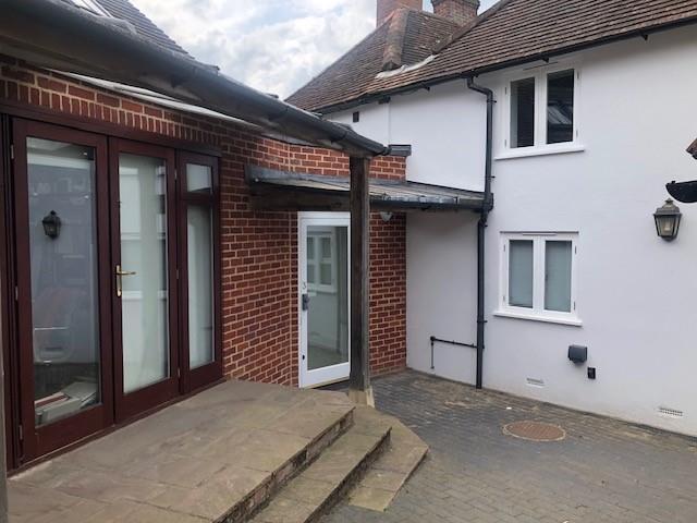 High St, Ripley à louer - Photo de l’immeuble – Image 1 sur 6