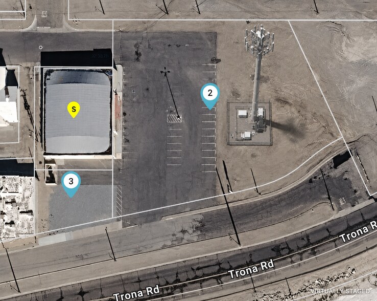 13247 Jones St, Trona, CA à vendre - Photo de l’immeuble – Image 2 sur 36