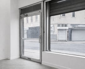 868 Wyckoff Ave, Brooklyn, NY à louer Photo intérieure– Image 2 sur 3